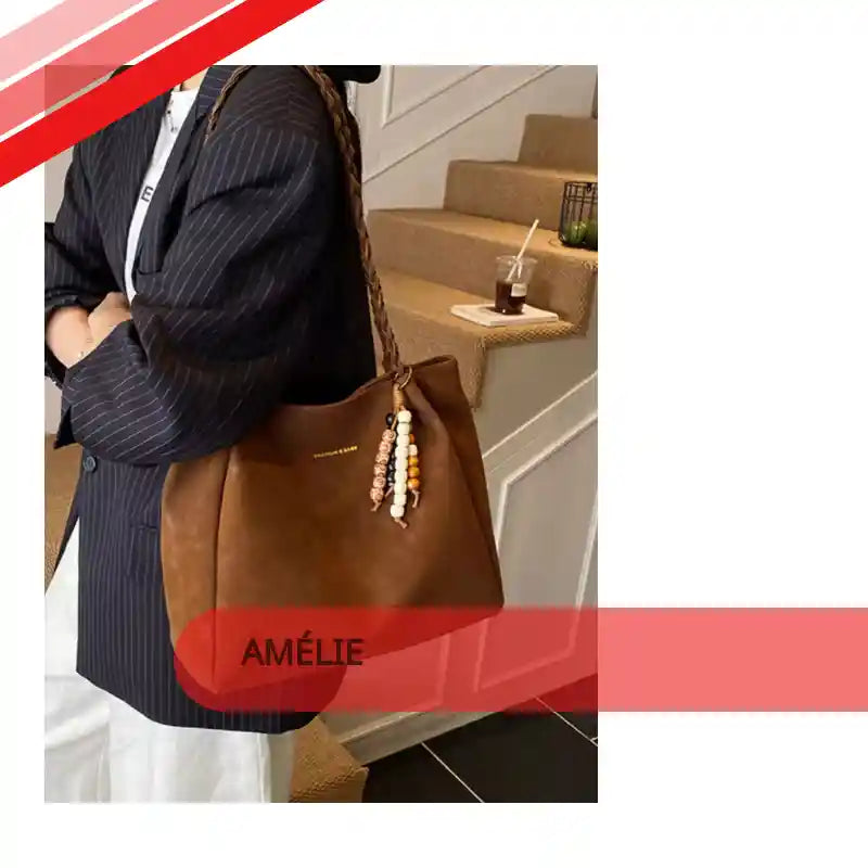 Am&eacute;lie by@Outfy